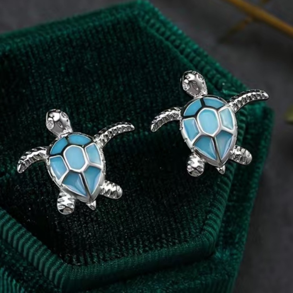 3/$25 blue and Silver Tone Turtle Tortoise Earrings